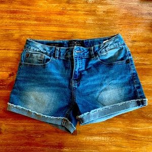 Lucky Brand girls size 16 Riley jean shorts